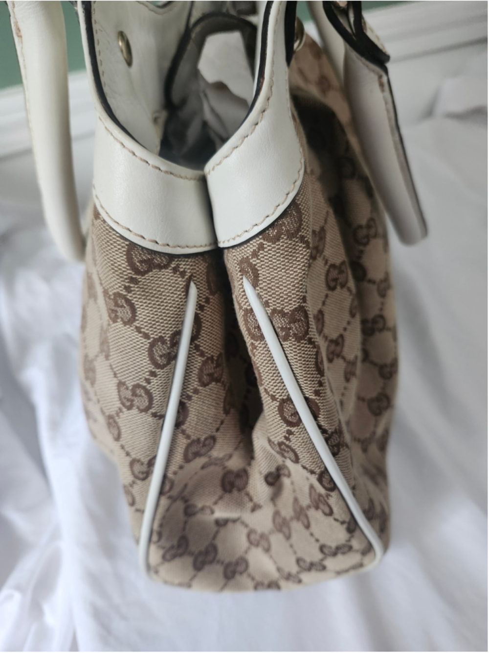 Gucci GG Canvas Shoulder Bag One Size Beige and White - Picture 7 of 12